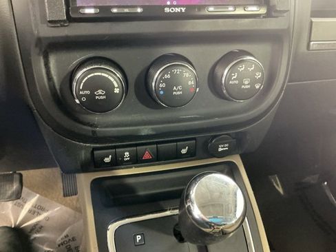 Used 2015 Jeep Patriot Limited w/ Sun/Sound Group image 33