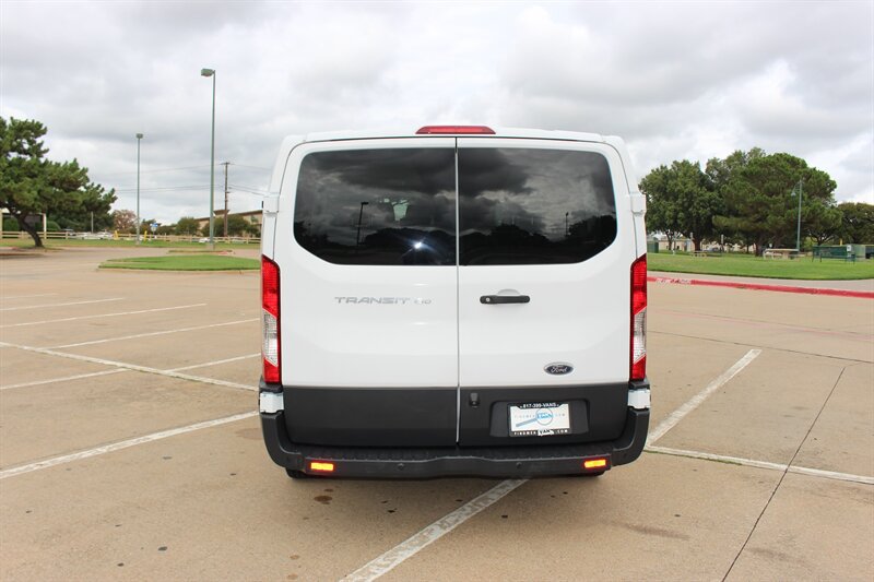 Used 2018 Ford Transit 150 XL RWD image 3