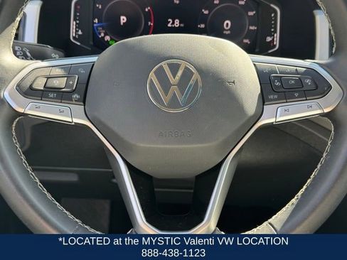 Certified 2023 Volkswagen Atlas SE w/ Panoramic Sunroof Package AWD/4WD image 42