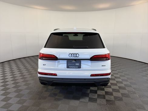 Certified 2025 Audi Q7 3.0T Premium Plus w/ Premium Plus Package image 9