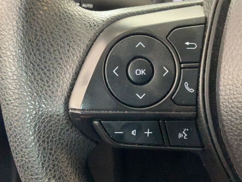 Used 2024 Toyota Corolla LE FWD image 11
