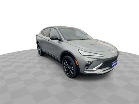 New 2026 Buick Envista Sport Touring image 2