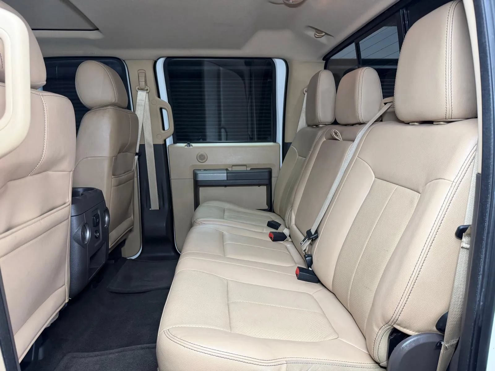 Used 2014 Ford F250 Lariat w/ Lariat Ultimate Package AWD/4WD image 15
