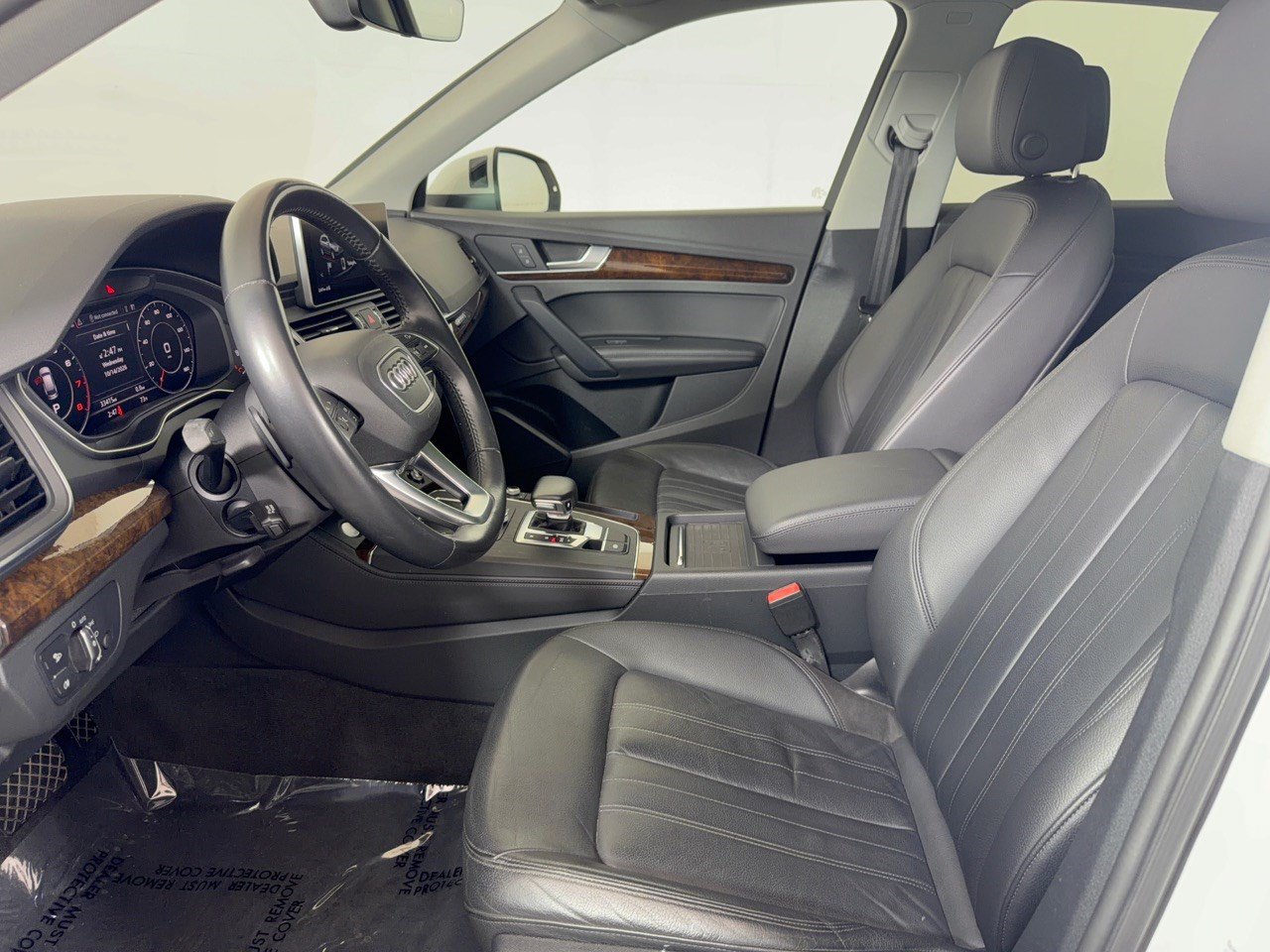 Used 2020 Audi Q5 2.0T Premium Plus w/ Premium Plus Package AWD/4WD image 5