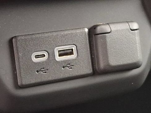 Used 2023 GMC Sierra 1500 Pro w/ Graphite Edition AWD/4WD image 16