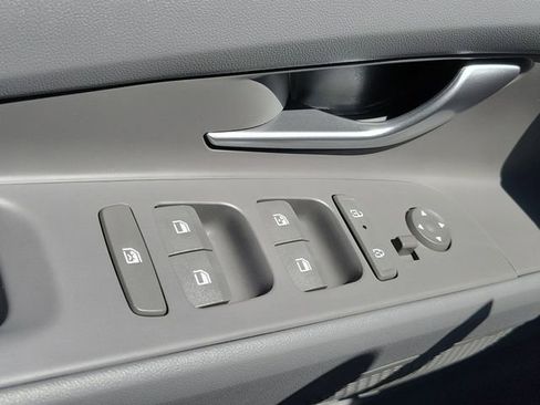 New 2026 Hyundai Elantra Sport FWD image 16