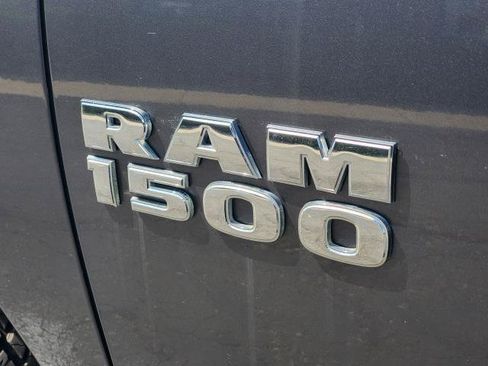 Used 2018 RAM 1500 Express AWD/4WD image 26