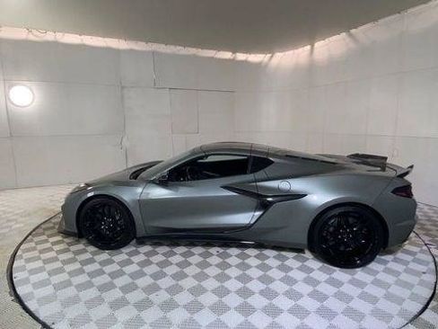 Used 2023 Chevrolet Corvette Z06 RWD image 10