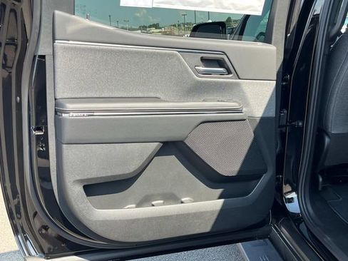 New 2026 GMC Sierra EV Elevation w/ Premium Package AWD/4WD image 17