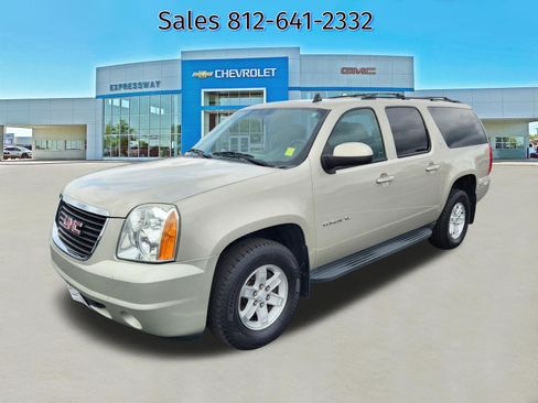 Used 2013 GMC Yukon XL SLT AWD/4WD image 3
