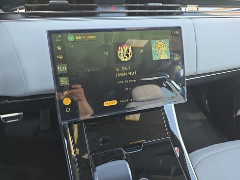 New 2025 Land Rover Range Rover Sport Dynamic SE image 21