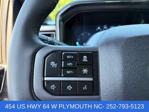 Certified 2025 Ford F350 Lariat w/ Lariat Ultimate Package AWD/4WD image 17