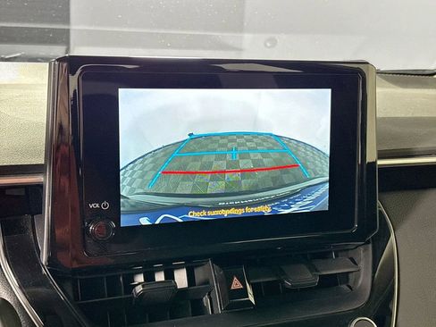 Used 2024 Toyota Corolla LE image 16