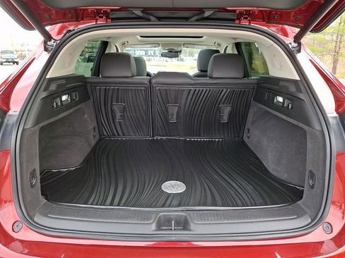 Used 2023 Buick Envision Essence w/ Sport Touring Package image 28