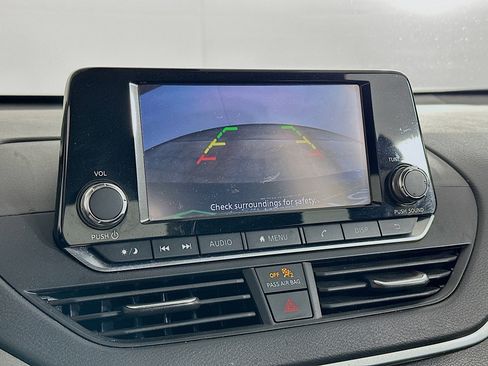 Used 2024 Nissan Altima 2.5 S image 22