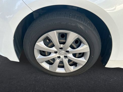 Used 2024 Toyota Corolla LE FWD image 10
