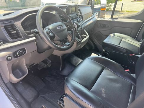 Used 2020 Ford Transit 250 Medium Roof RWD image 18