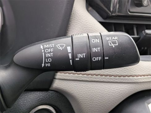 Used 2019 Toyota RAV4 XLE image 23