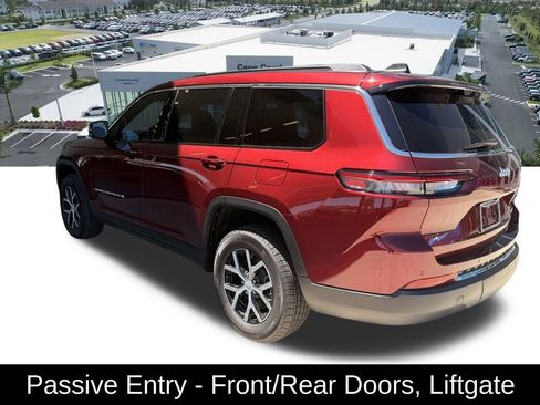 Certified 2025 Jeep Grand Cherokee L Limited w/ Luxury Tech Group II image 6