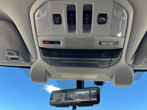 Used 2019 Subaru Ascent Touring AWD/4WD image 21