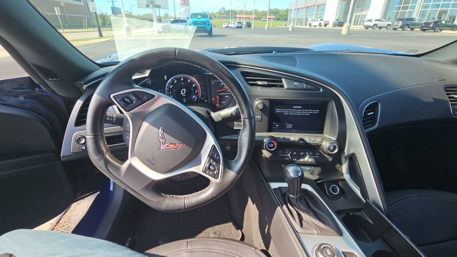 Used 2017 Chevrolet Corvette Stingray Coupe w/ 1LT RWD image 9
