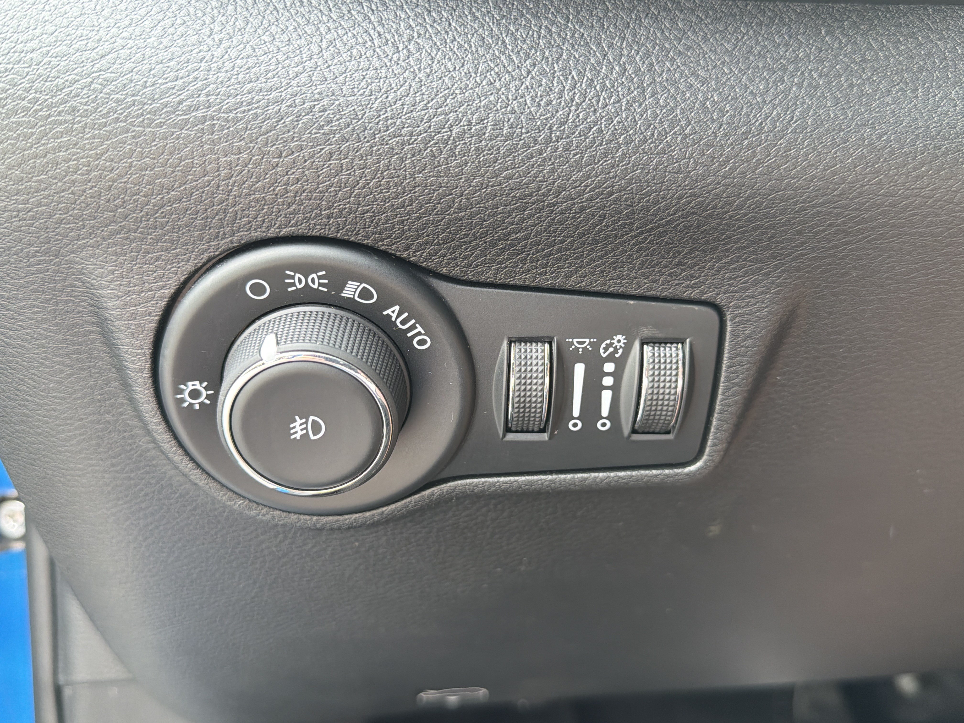 Used 2024 Jeep Compass Trailhawk AWD/4WD image 33