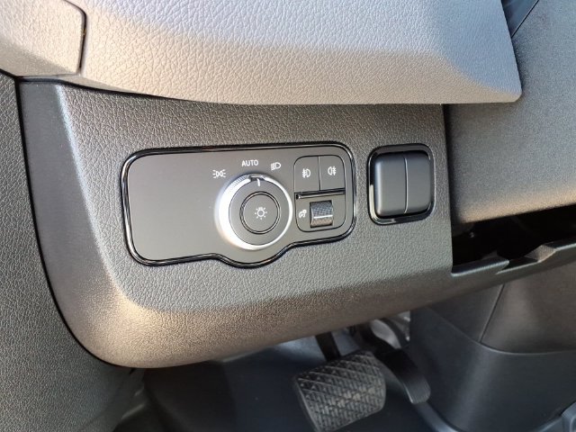 New 2026 Mercedes-Benz Sprinter 2500 image 13