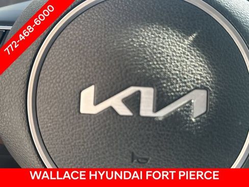 Used 2024 Kia Sportage EX FWD image 27