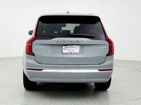 New 2026 Volvo XC90 T8 Plus image 6