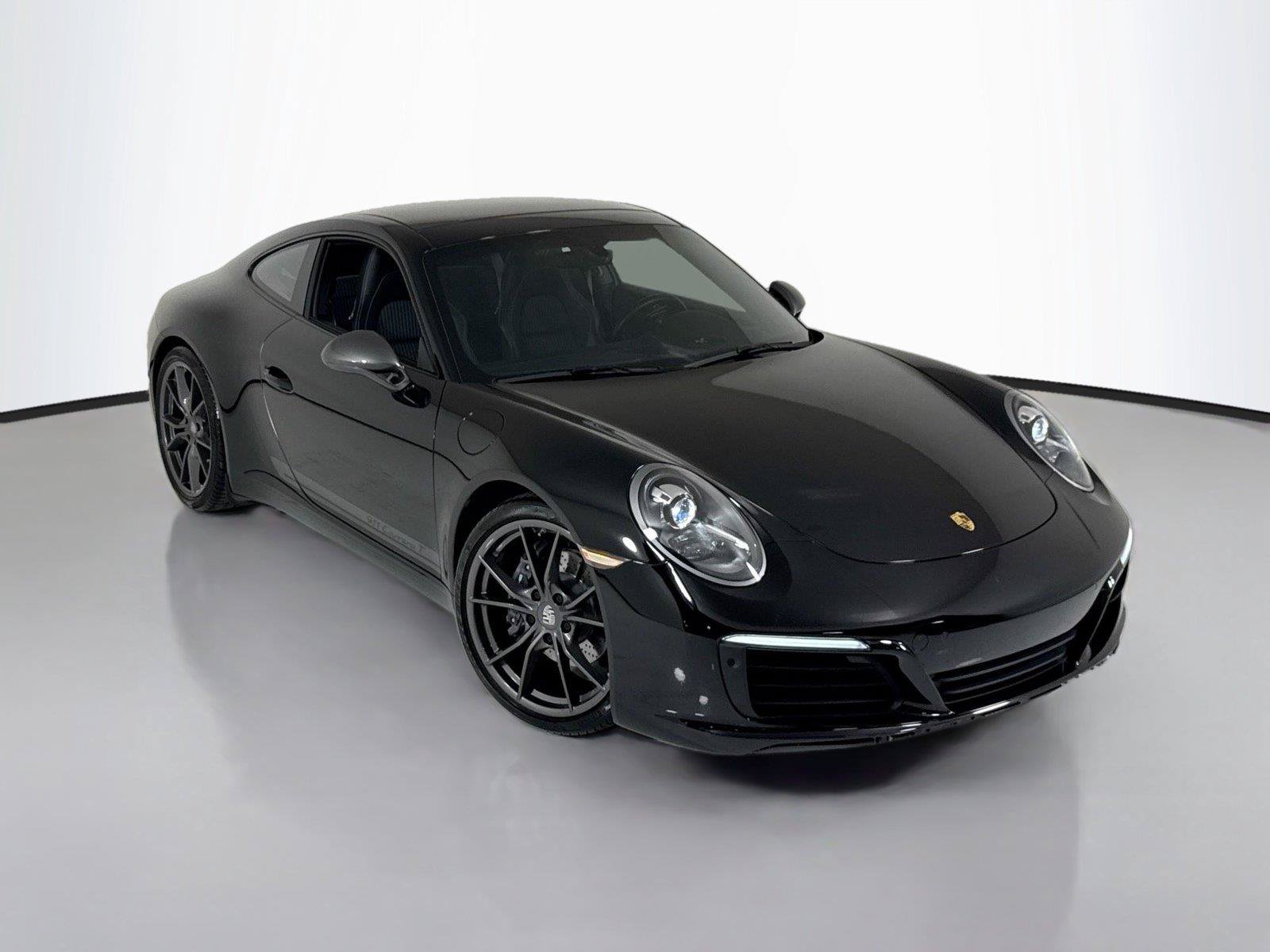 Used 2019 Porsche 911 Carrera T w/ Carrera T Interior Package RWD image 39