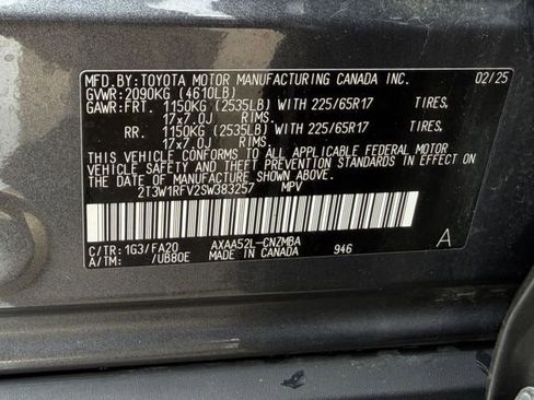 Used 2025 Toyota RAV4 XLE FWD image 28