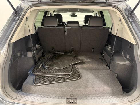 Used 2023 Volkswagen Tiguan SE FWD image 20