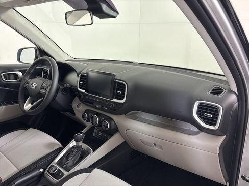 New 2026 Hyundai Venue SEL image 13