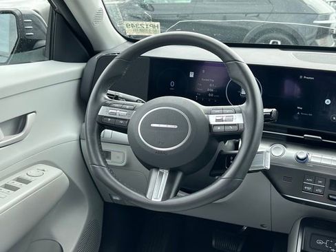 Certified 2024 Hyundai Kona SEL FWD image 12
