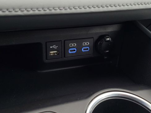 Certified 2022 Toyota Highlander LE image 20