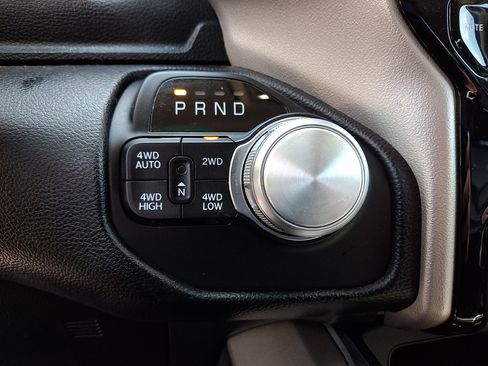 Used 2021 RAM 1500 Laramie AWD/4WD image 15
