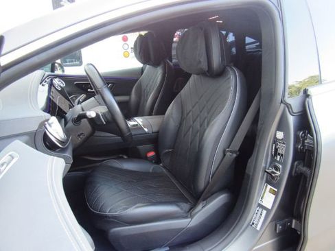Used 2023 Mercedes-Benz EQS 580 4MATIC image 6