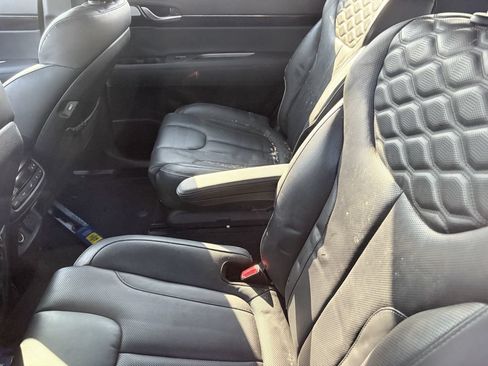 Used 2021 Hyundai Palisade Limited FWD image 8