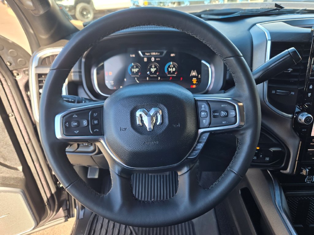 Used 2025 RAM 2500 Laramie AWD/4WD image 20