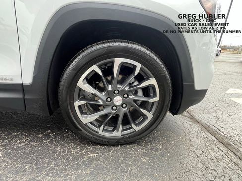 Used 2023 GMC Terrain SLT w/ LPO, Floor Liner Package image 16