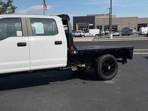 Used 2022 Ford F250 XL w/ Power Equipment Group AWD/4WD image 9