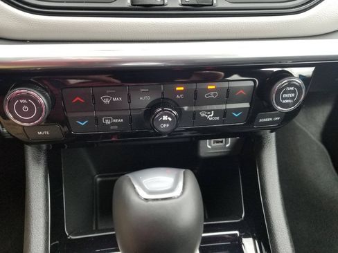 Certified 2024 Jeep Compass Limited AWD/4WD image 20