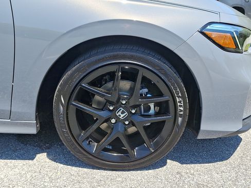 Certified 2025 Honda Civic Sport image 8
