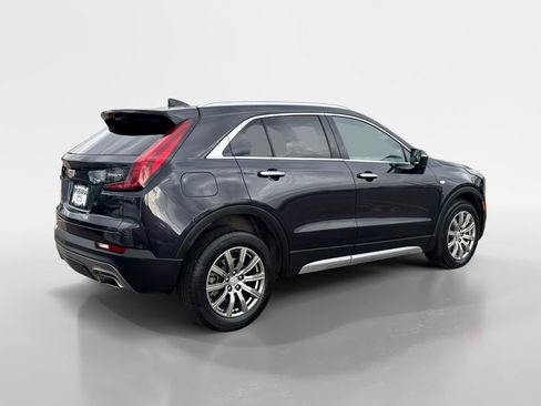 Used 2023 Cadillac XT4 Premium Luxury image 5