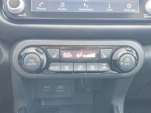 Used 2024 Nissan Kicks SR w/ SR Premium Package FWD image 22
