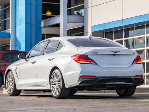 Used 2020 Genesis G70 2.0T image 3