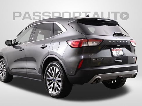 Used 2020 Ford Escape Titanium AWD/4WD image 6