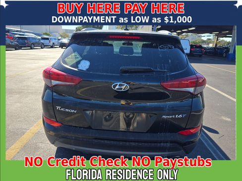 Used 2016 Hyundai Tucson Sport image 8