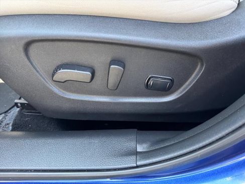 Certified 2022 Nissan Rogue Sport SV AWD/4WD image 15