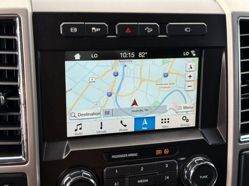 Used 2018 Ford F250 Lariat w/ Lariat Value Package AWD/4WD image 16